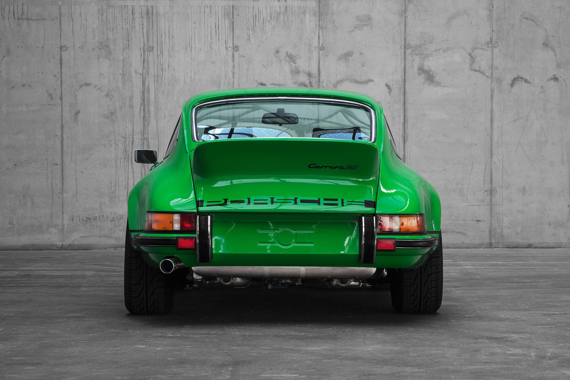 Carrera RS 2.7 in Viperngrün, Heckansicht mit Bürzel